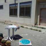 Esterno dell'abitazione del custode Francesco nella scuola De Marinis di Bari